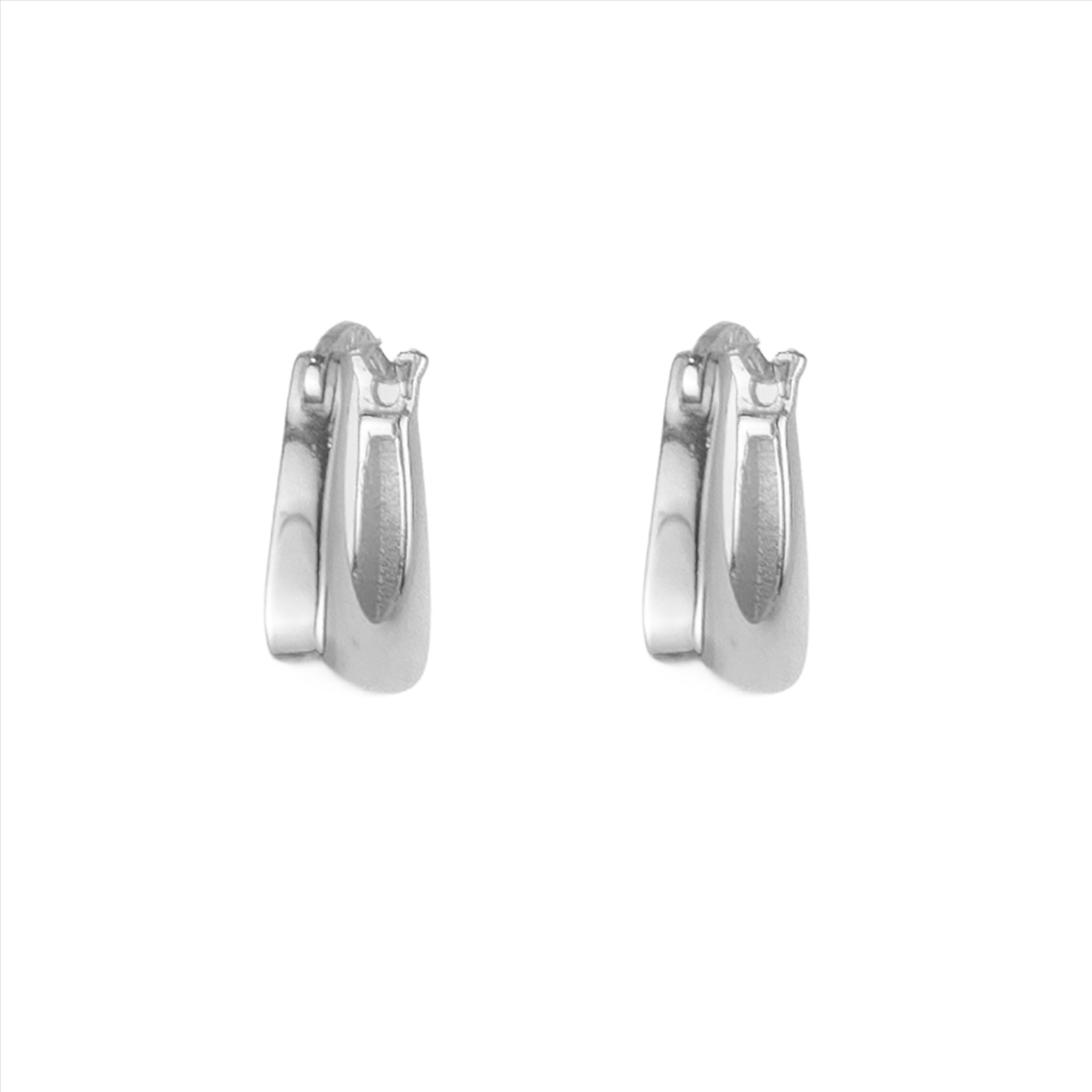 Hilton Square Huggie - Silver