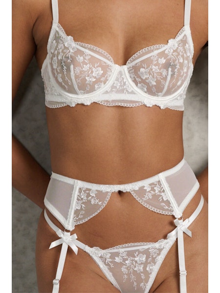Sofia Garter Belt- White