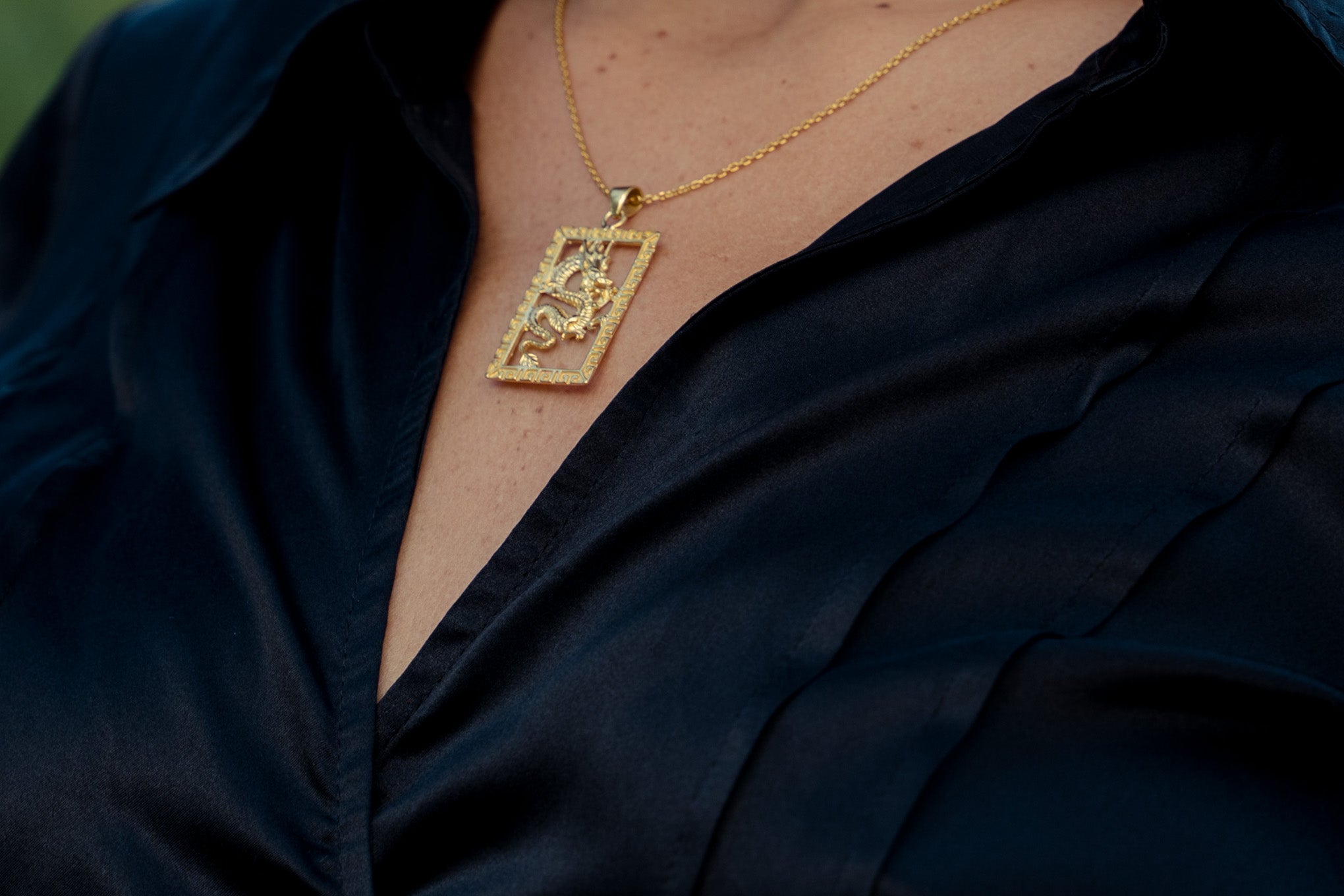 HIDDEN DRAGON - Gold Necklace